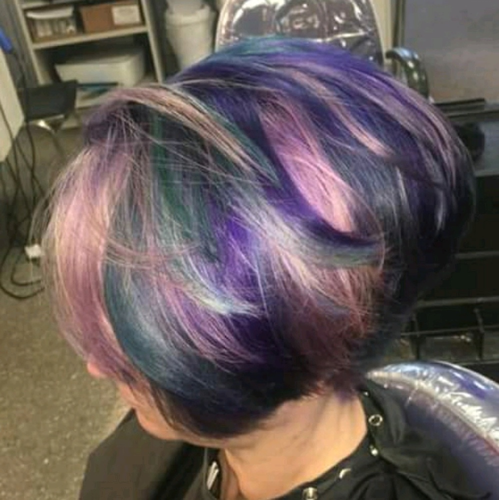 Meet your Posher, Monica